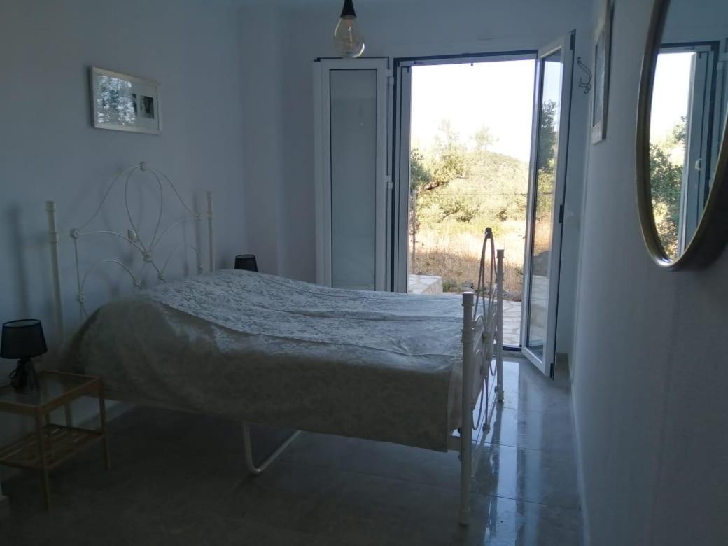 Appartement In Olive Groove House Peloponnesos Western Mani Kalianeika Dış mekan fotoğraf