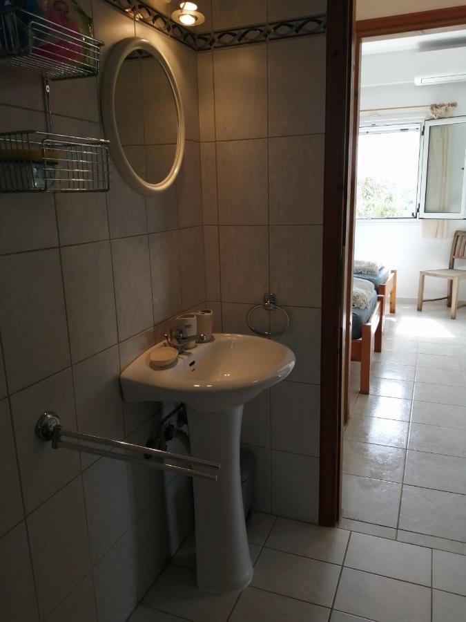 Appartement In Olive Groove House Peloponnesos Western Mani Kalianeika Dış mekan fotoğraf